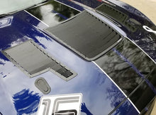 Load image into Gallery viewer, Mustang GT350 (2016+) GT4 Center Louver Kit
