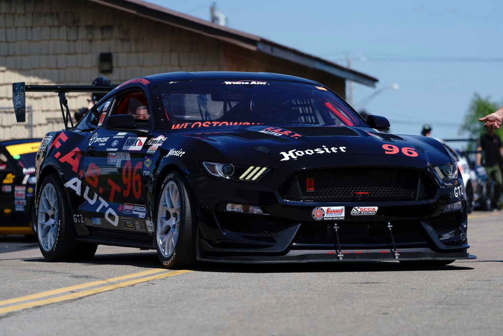 Mustang GT350 (2016+) GT4 Center Louver Kit