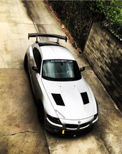 Load image into Gallery viewer, BMW Z4 E85 Hood Louver kit