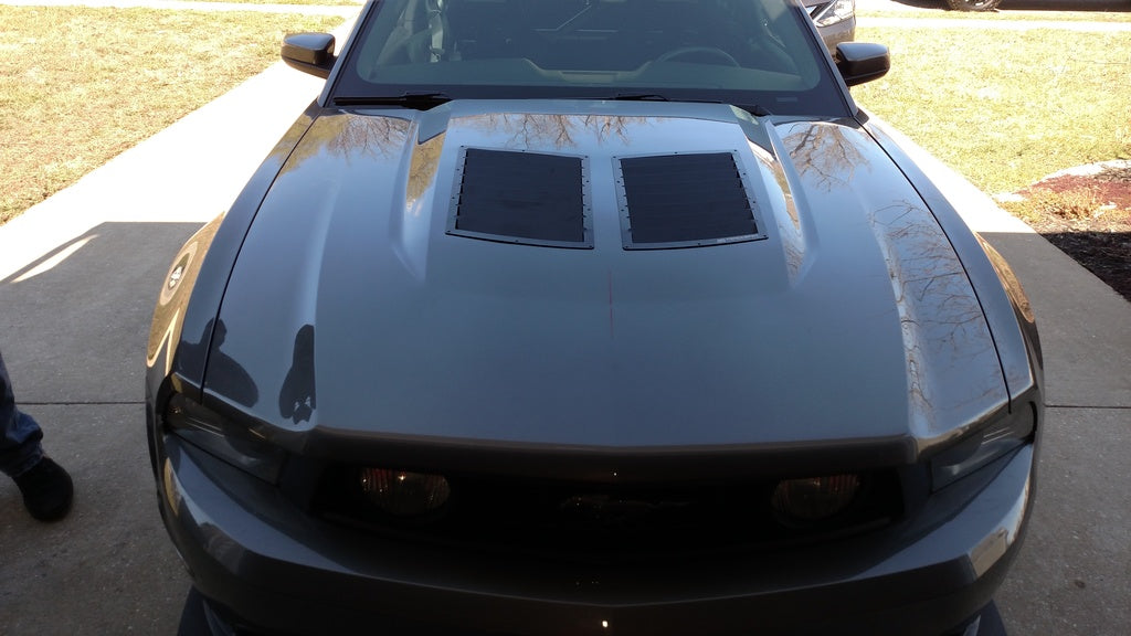 Mustang Hood Louvers Kit