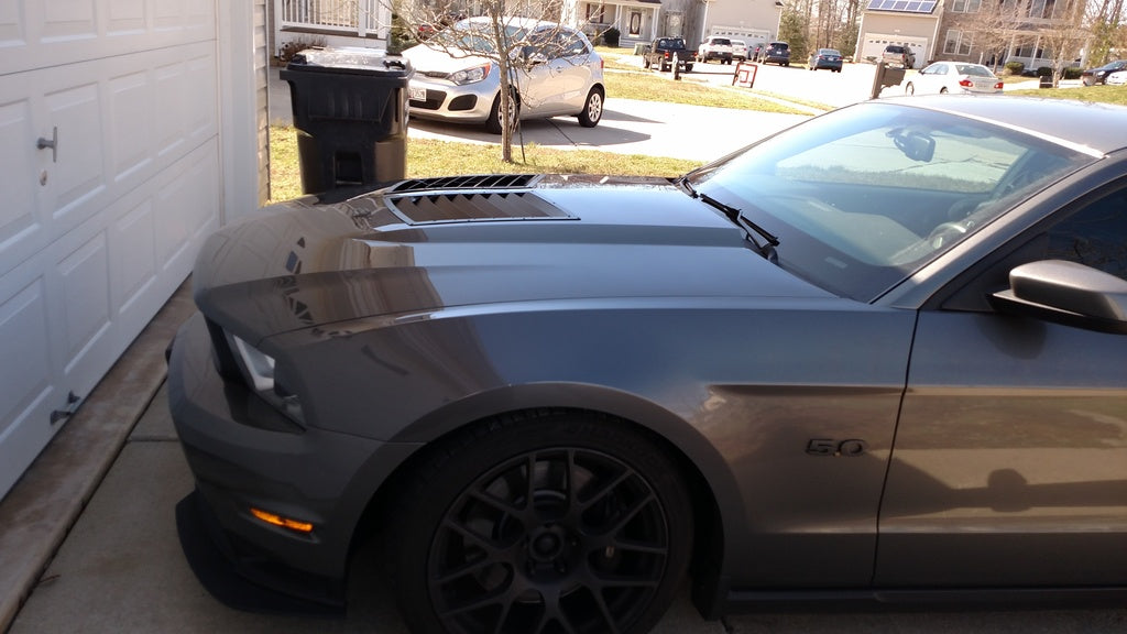 Mustang Hood Louvers Kit